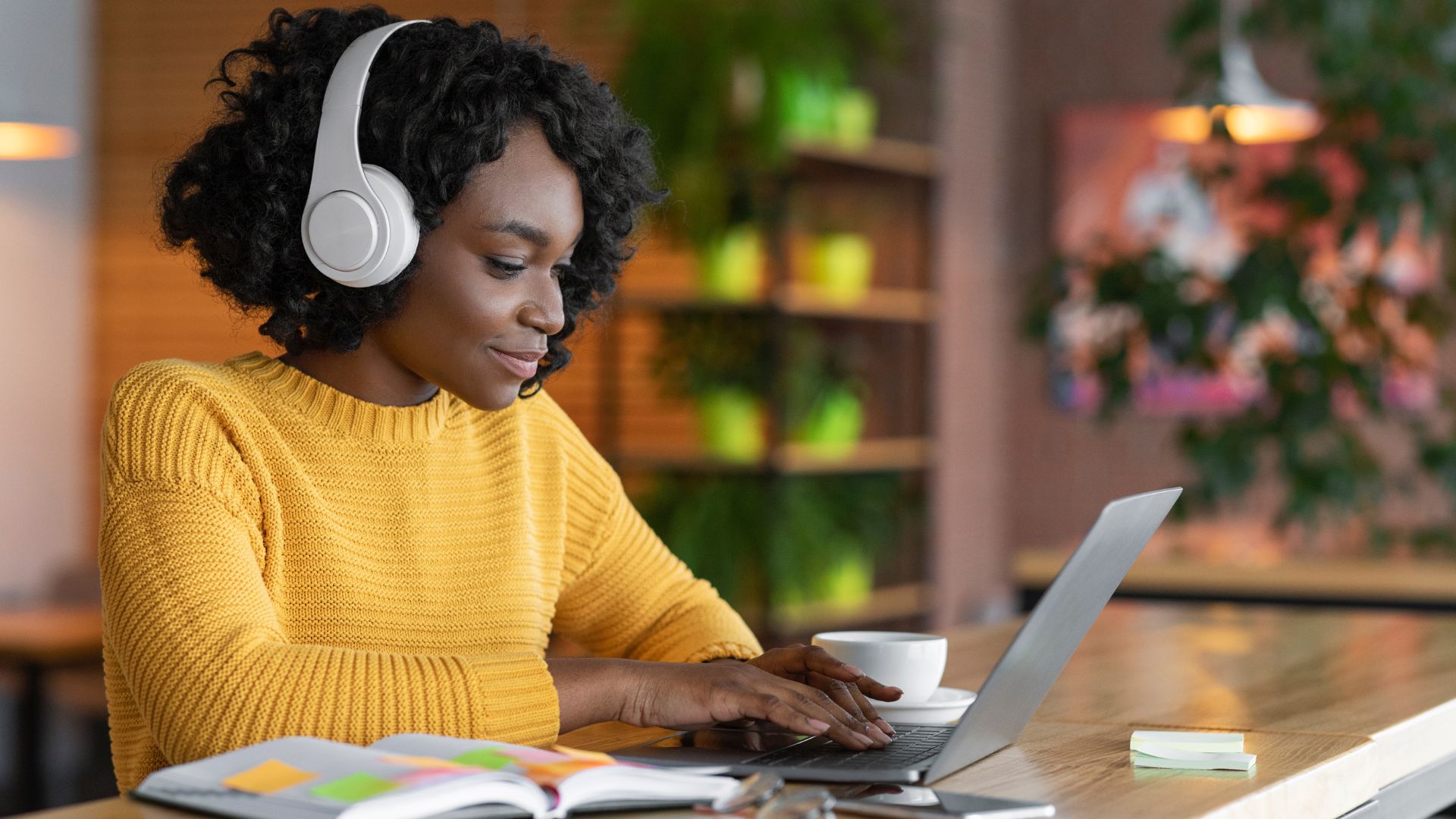 Verkkokoulutukset ja ryhmänhallinta